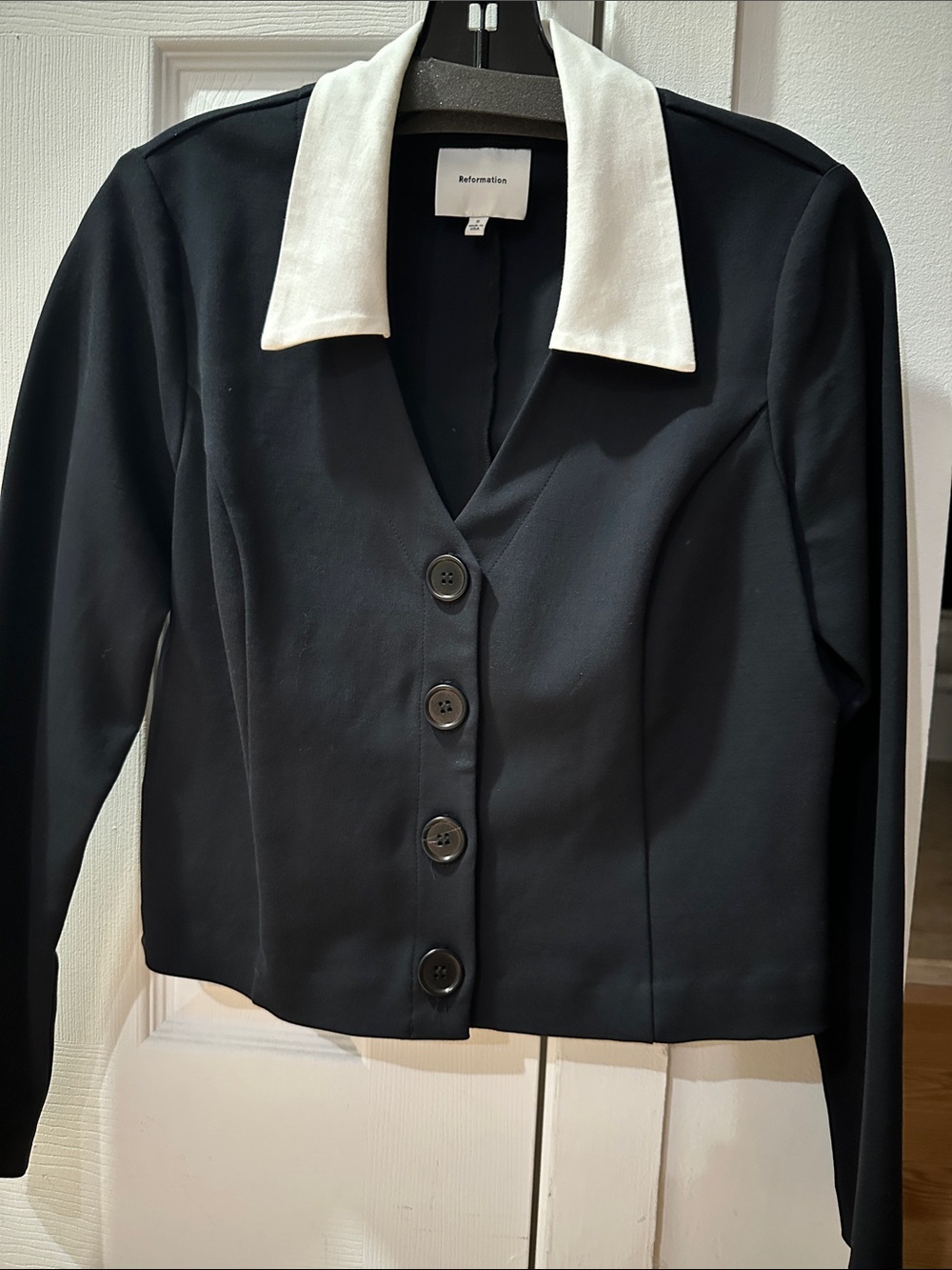Reformation pia black knit top Jacket with White Collar - Picture 4 of 7